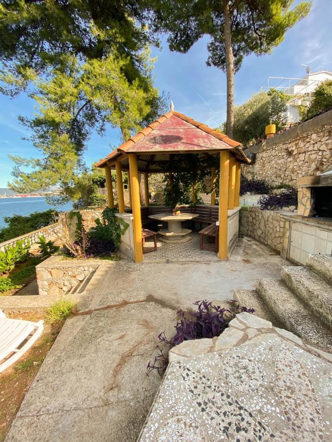 Seaview & Beachfront Apartments Jakov Donji Okrug  Extérieur photo