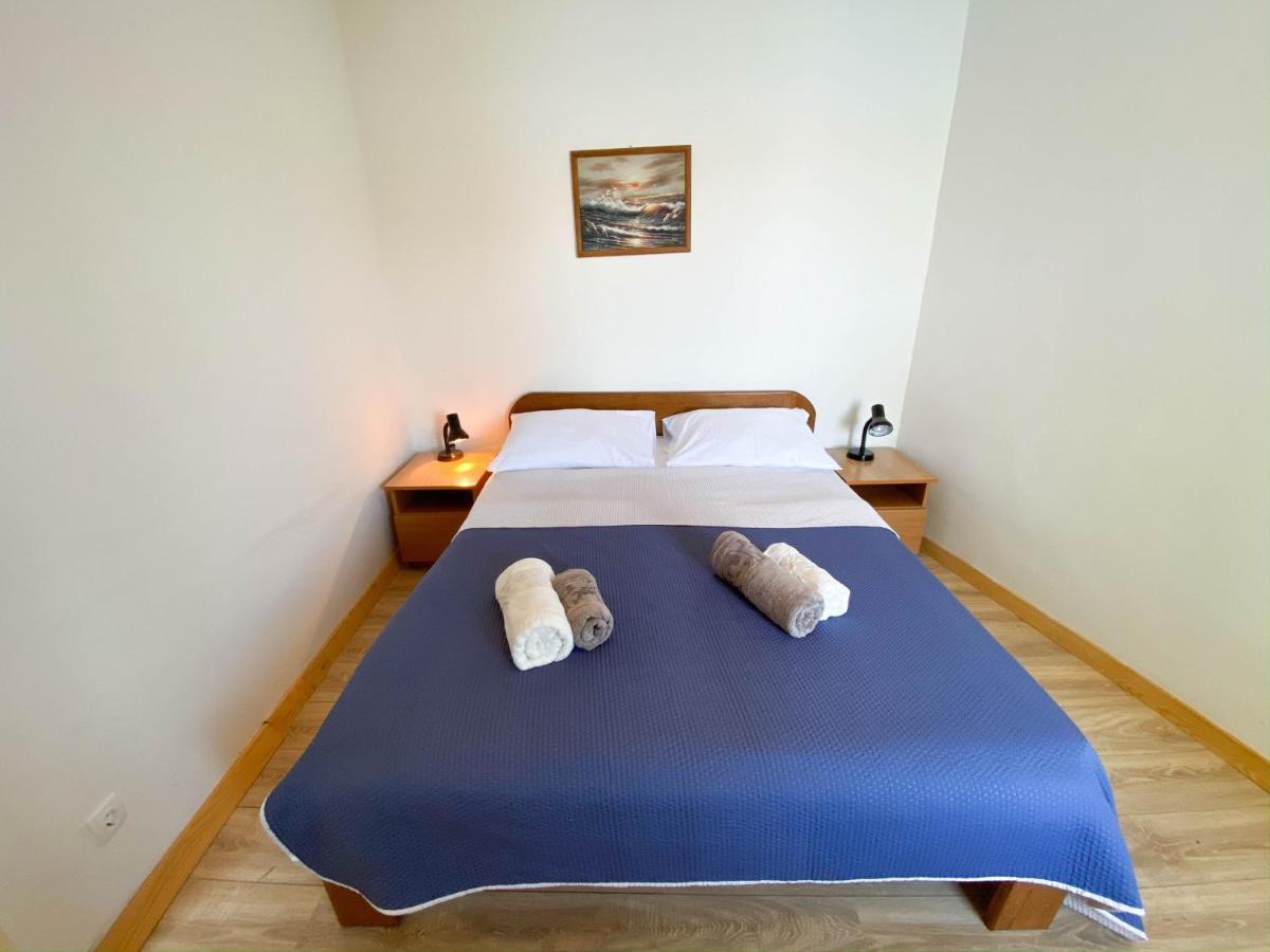 Seaview & Beachfront Apartments Jakov Donji Okrug  Extérieur photo