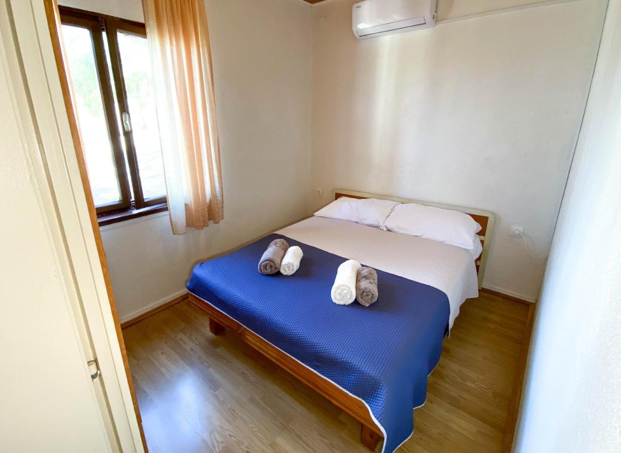 Seaview & Beachfront Apartments Jakov Donji Okrug  Extérieur photo