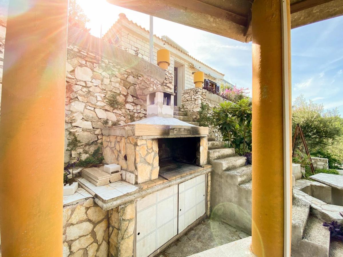 Seaview & Beachfront Apartments Jakov Donji Okrug  Extérieur photo